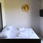 Bikini Apartment *