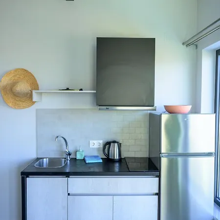 Apartment Bikini Kariótai
