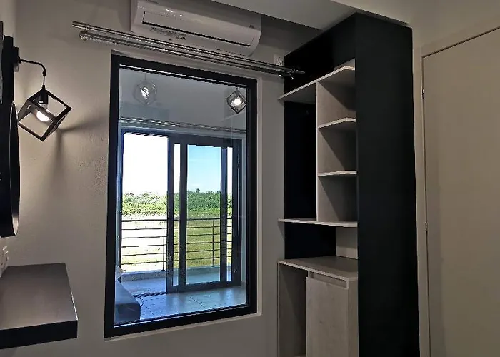 Bikini Apartamento Kariótai